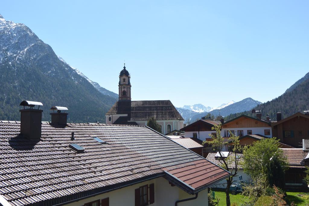 Ferienwohnung Pfennig Mittenwald Oda fotoğraf